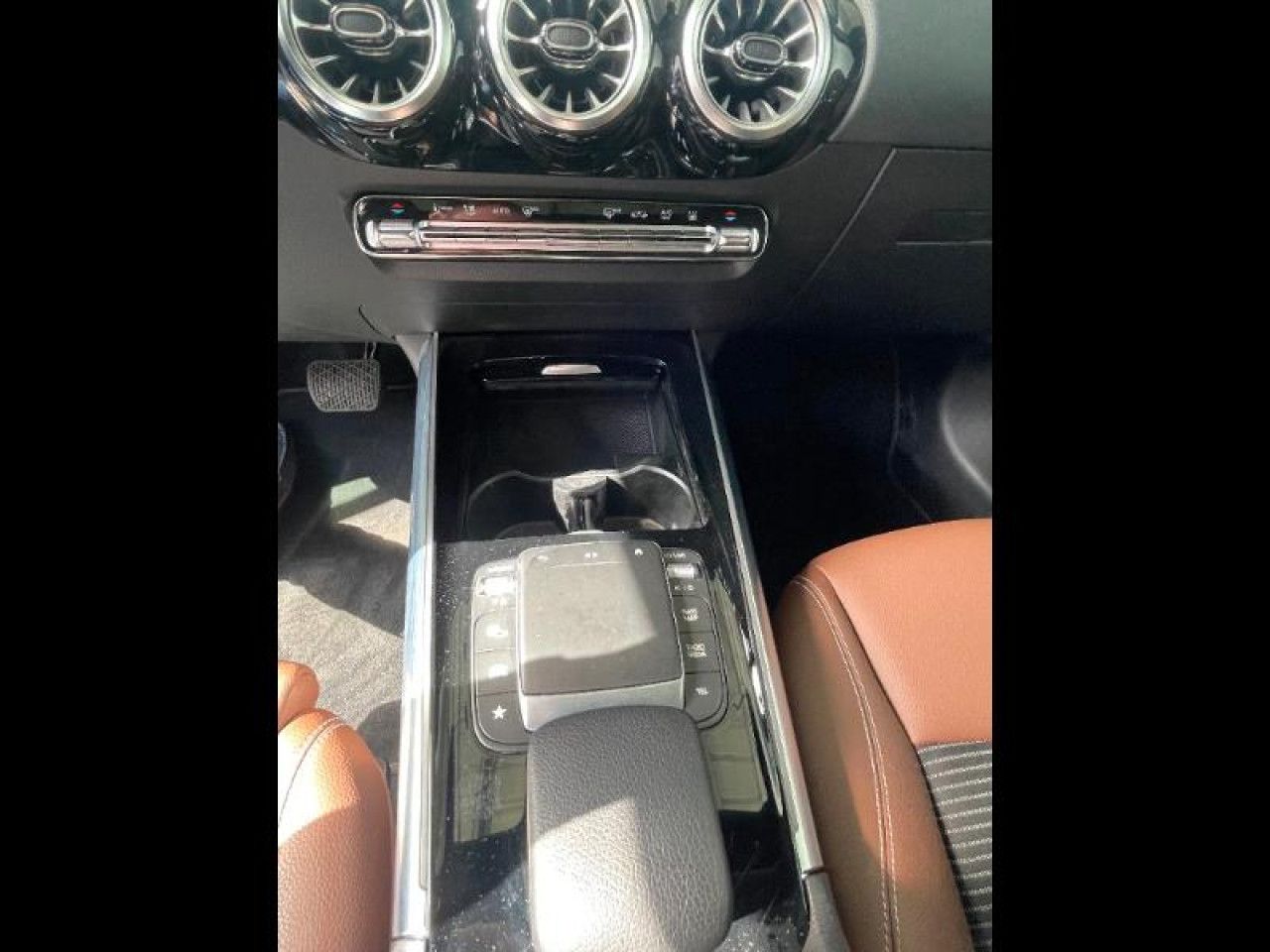 Photo du v&eacute;hicule 12 / 18