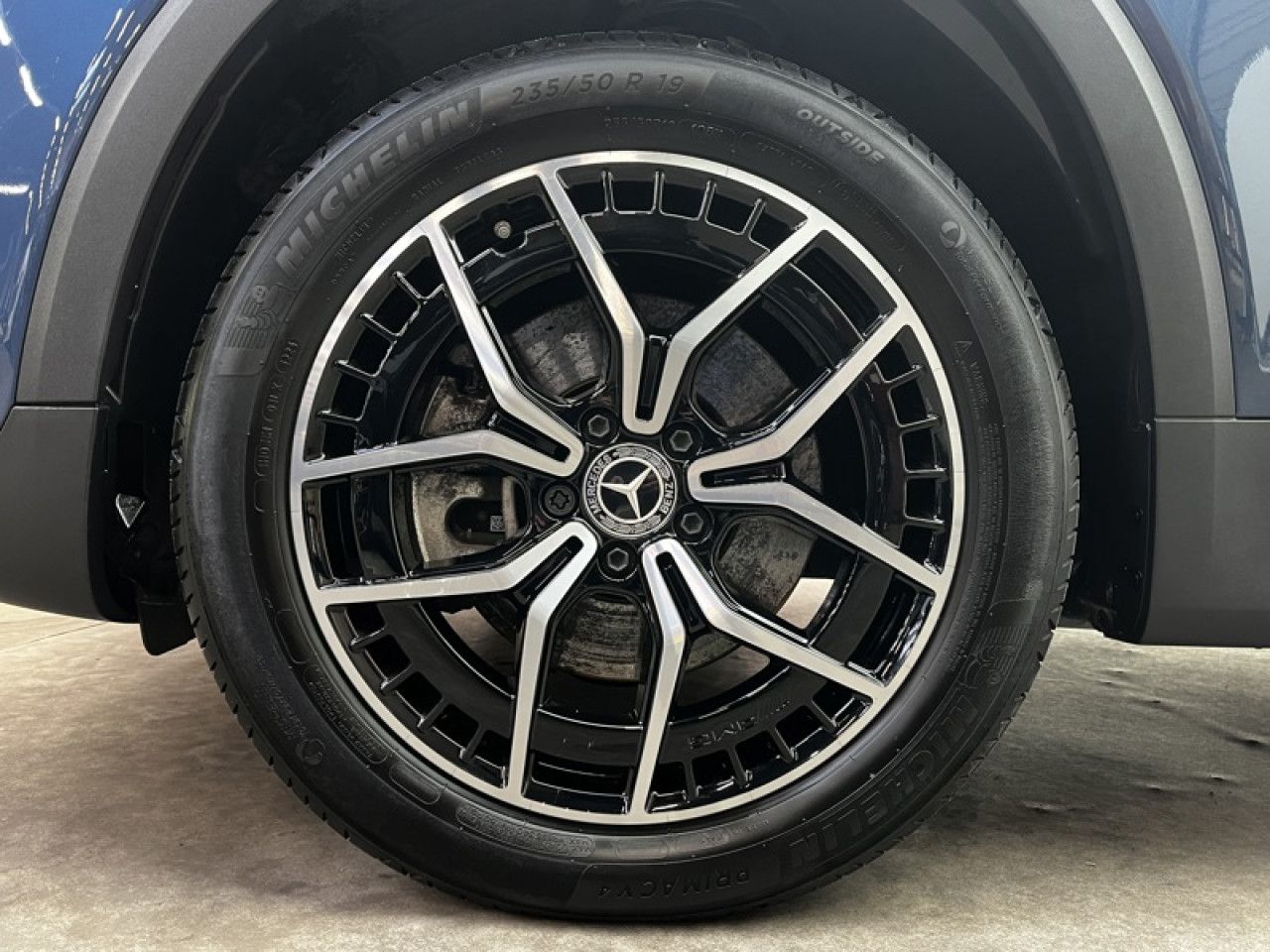 Photo du v&eacute;hicule 9 / 18