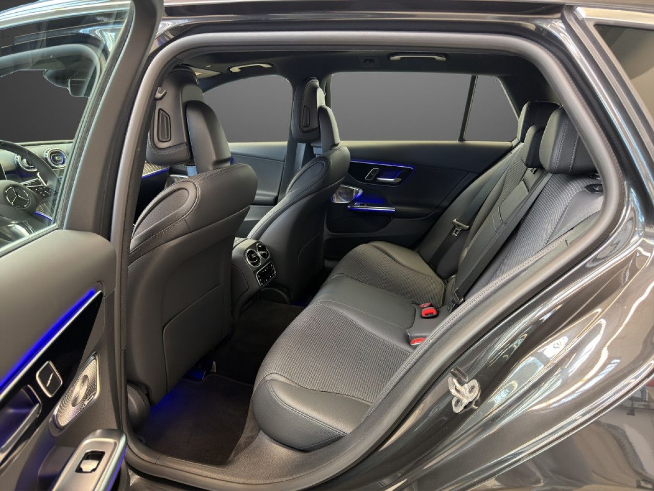 Mercedes-Benz C-Klasse – Bild 8