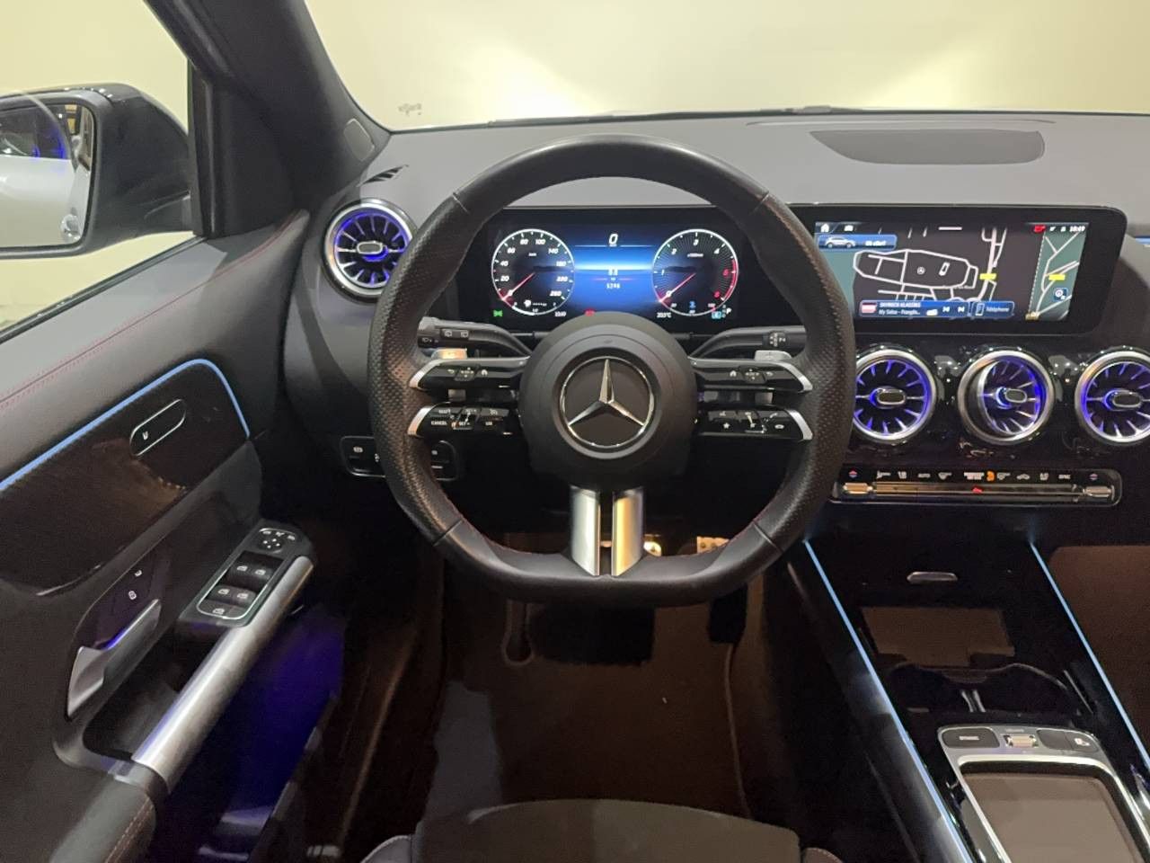 Photo du véhicule 17 / 18