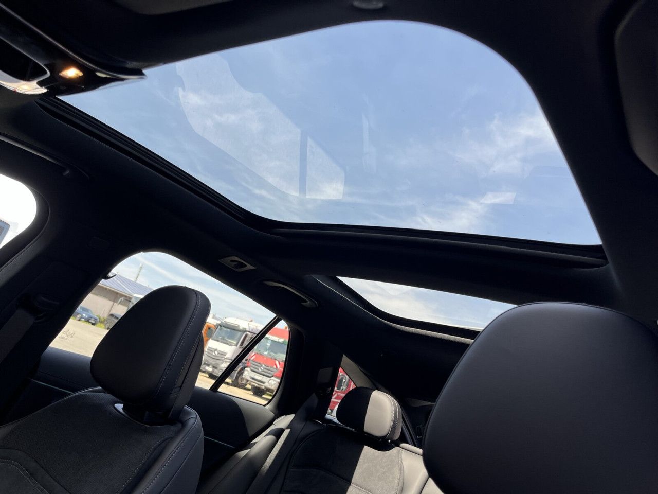 Mercedes-Benz E-Klasse – Bild 15