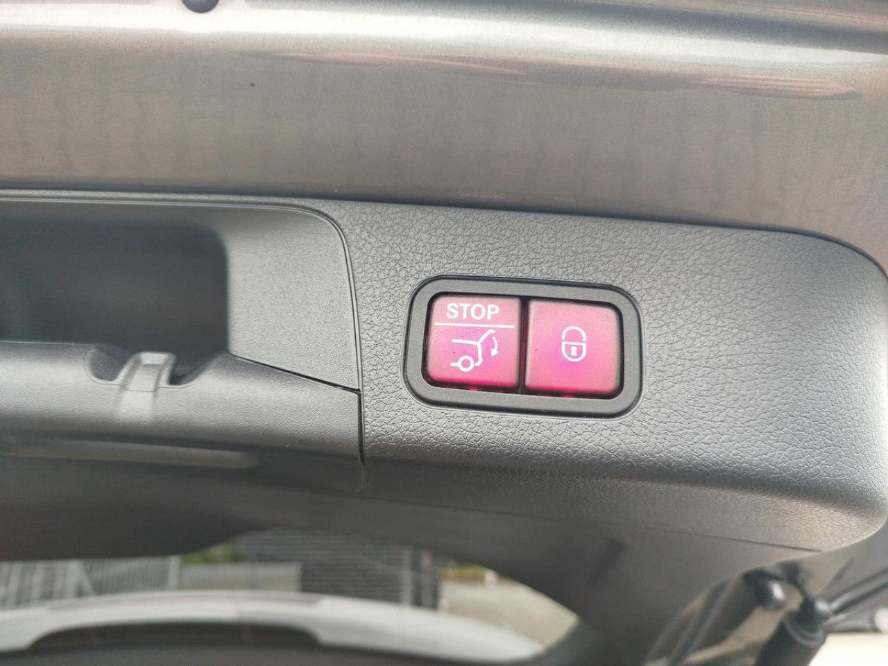 Zdjęcie pojazdu 22 / 24