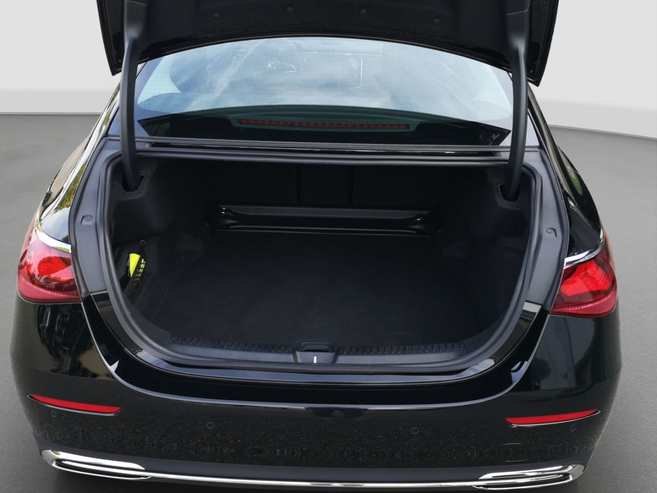 Mercedes-Benz E-Klasse – Bild 18