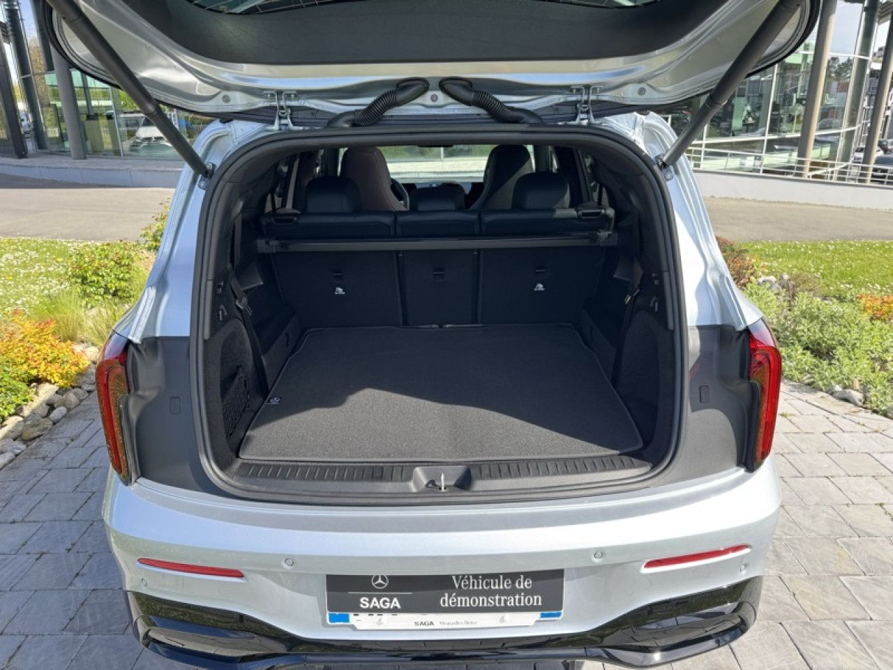 Photo du v&eacute;hicule 10 / 18