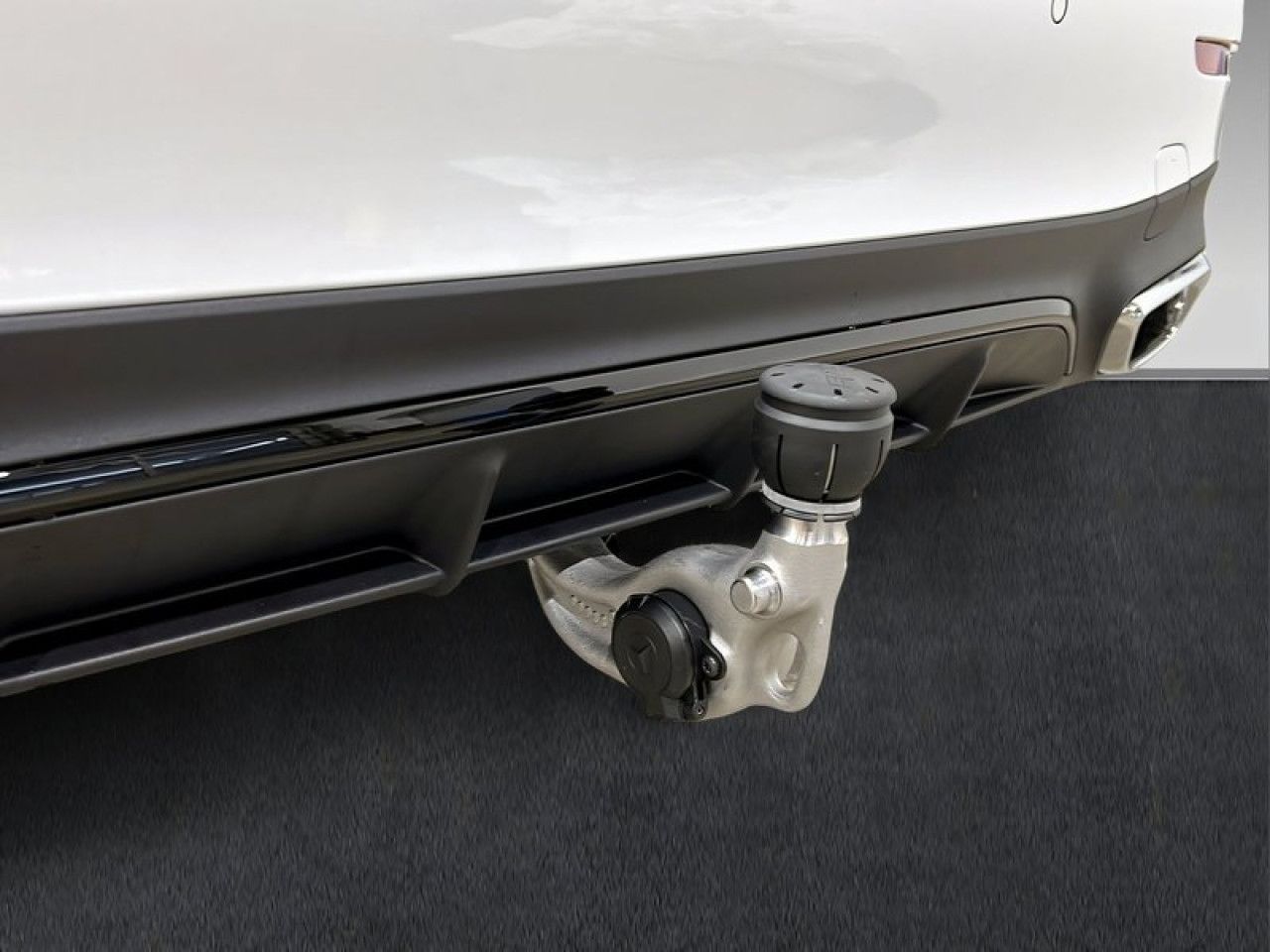 Mercedes-Benz E-Klasse – Bild 10