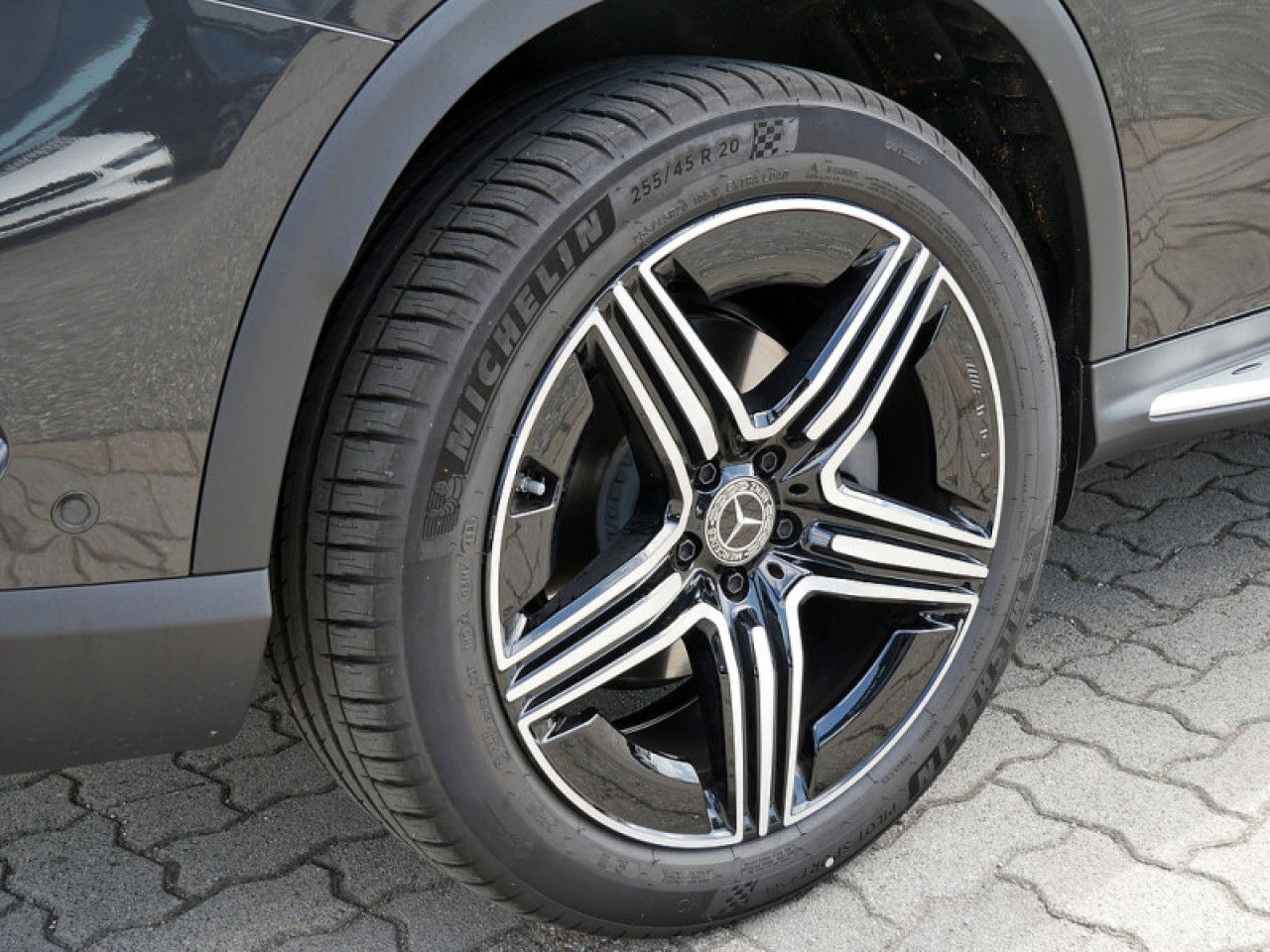 Mercedes-Benz GLC – Bild 9