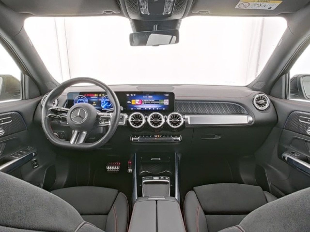 Mercedes-Benz EQB – Bild 7