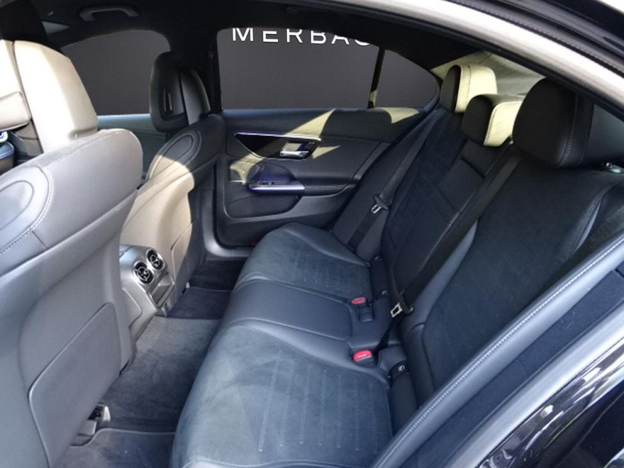 Mercedes-Benz C-Klasse – Bild 9