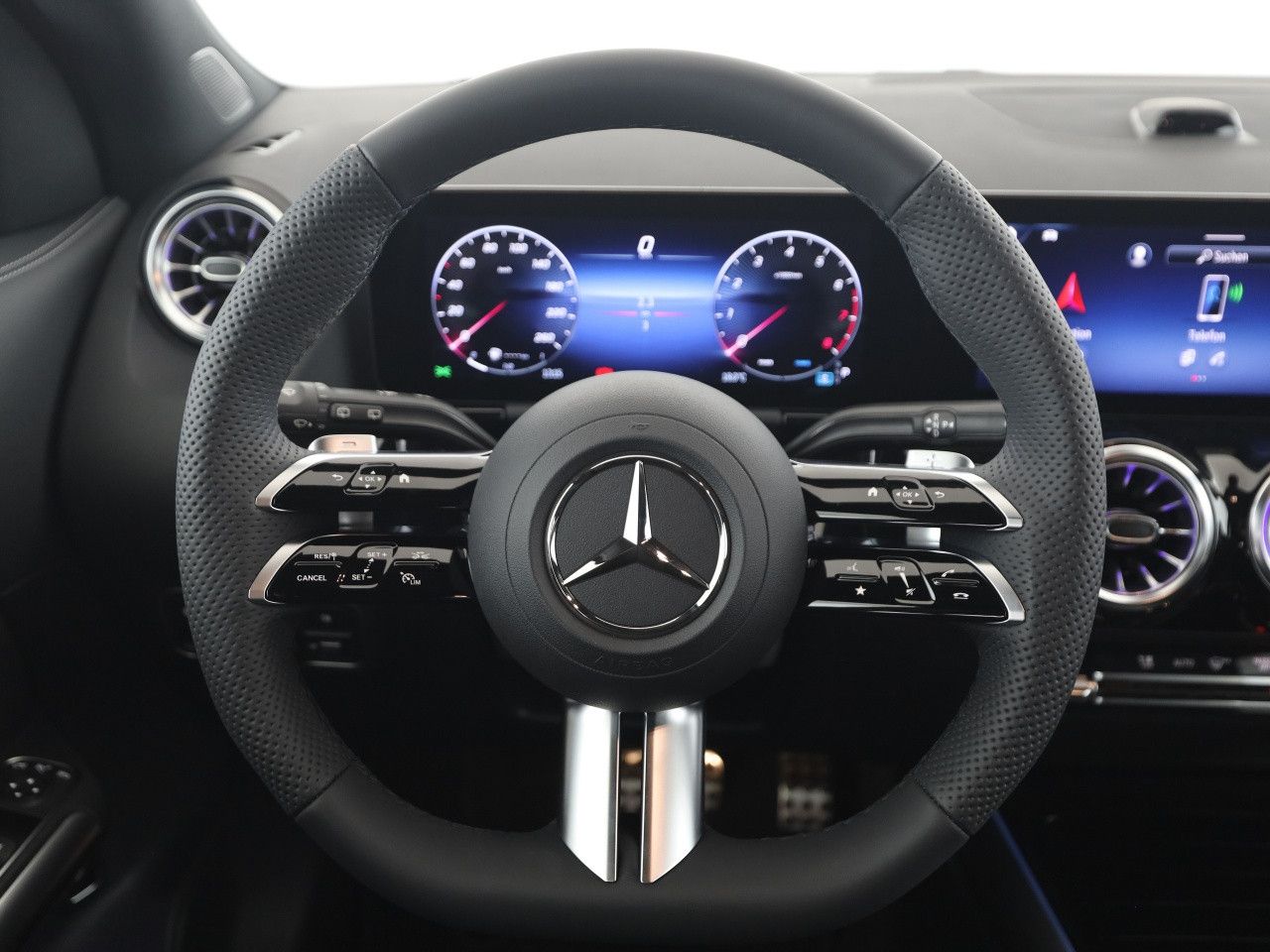 Mercedes-Benz GLA – Bild 11