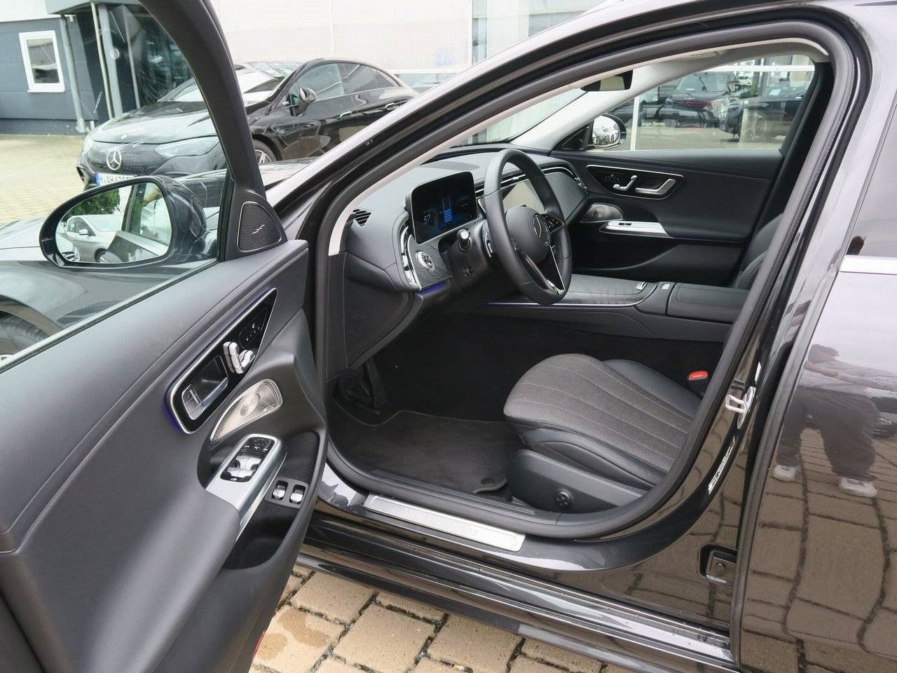 Mercedes-Benz E-Klasse – Bild 6