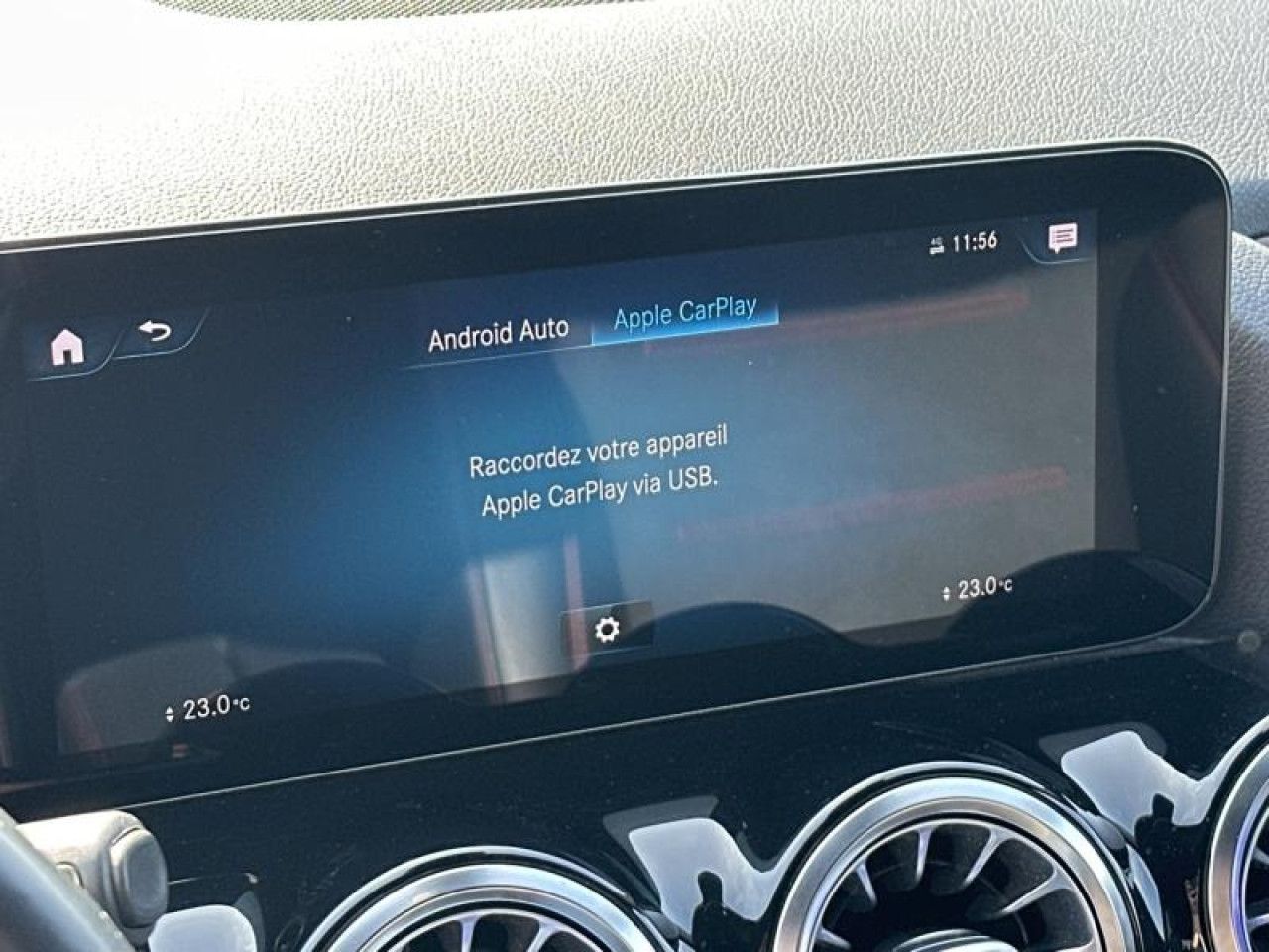 Photo du v&eacute;hicule 18 / 18