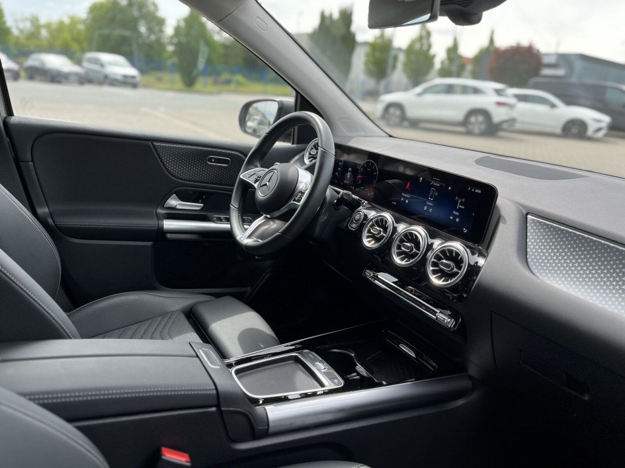 Fahrzeugbild 13 / 28