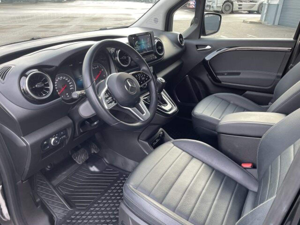 Fahrzeugbild 11 / 15