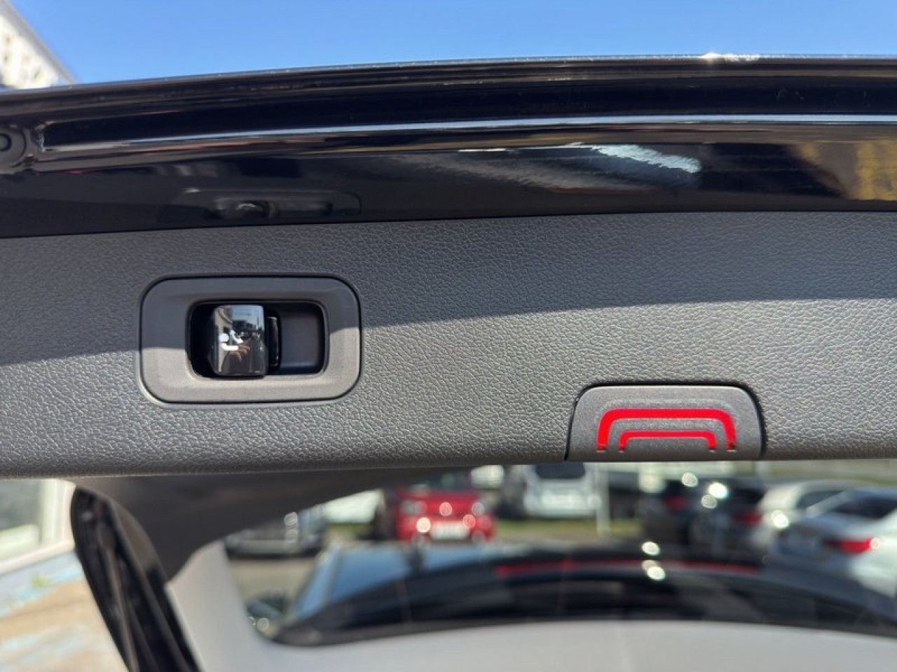 Mercedes-Benz E-Klasse – Bild 18