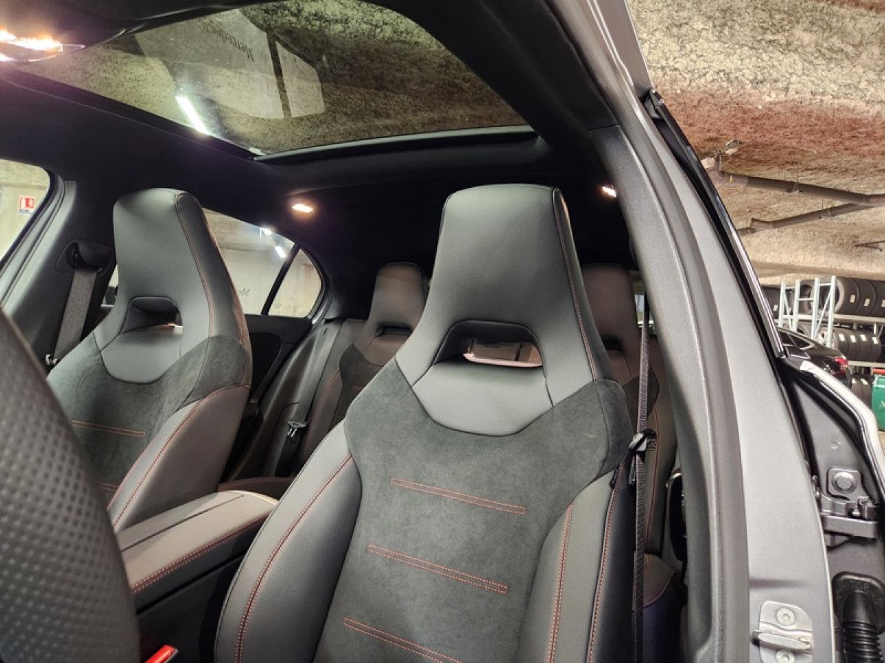 Photo du v&eacute;hicule 11 / 13