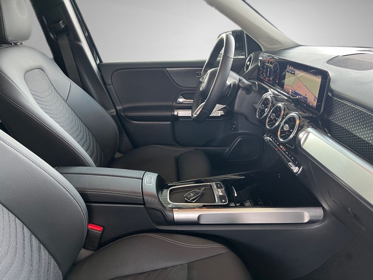 Mercedes-Benz GLB – Bild 24