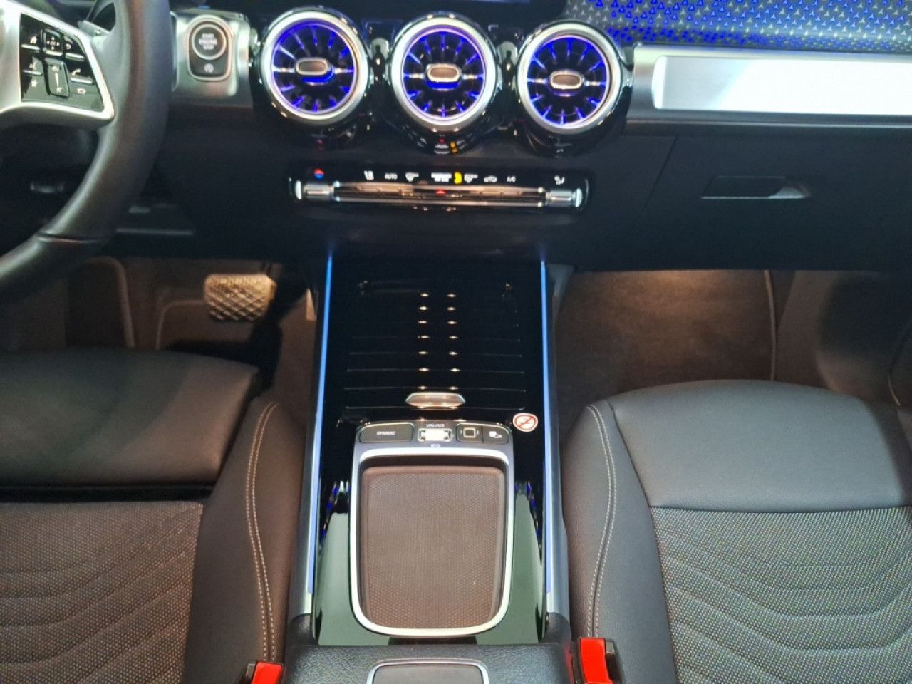 Mercedes-Benz GLB – Bild 14
