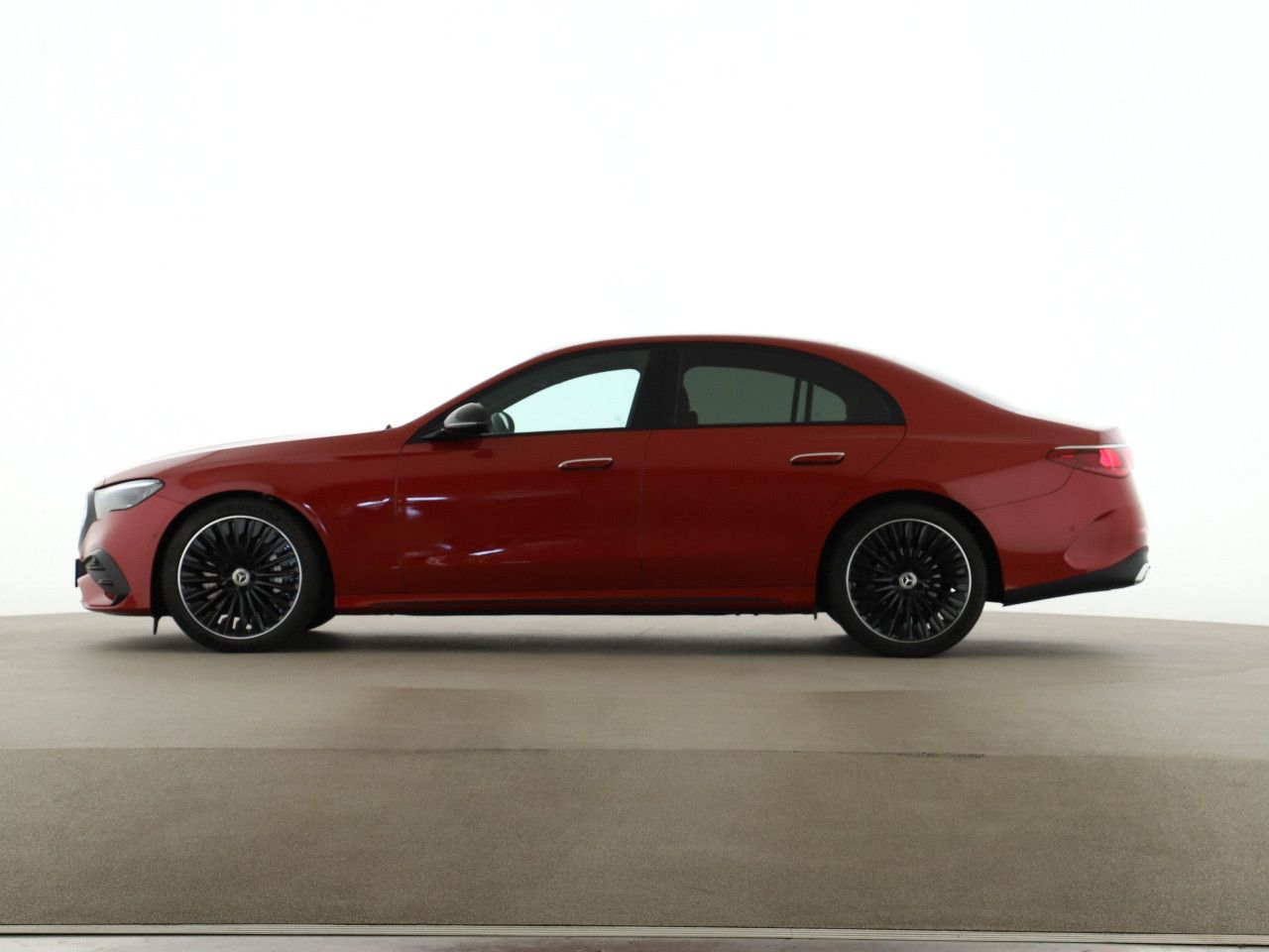 Mercedes-Benz E-Klasse – Bild 2