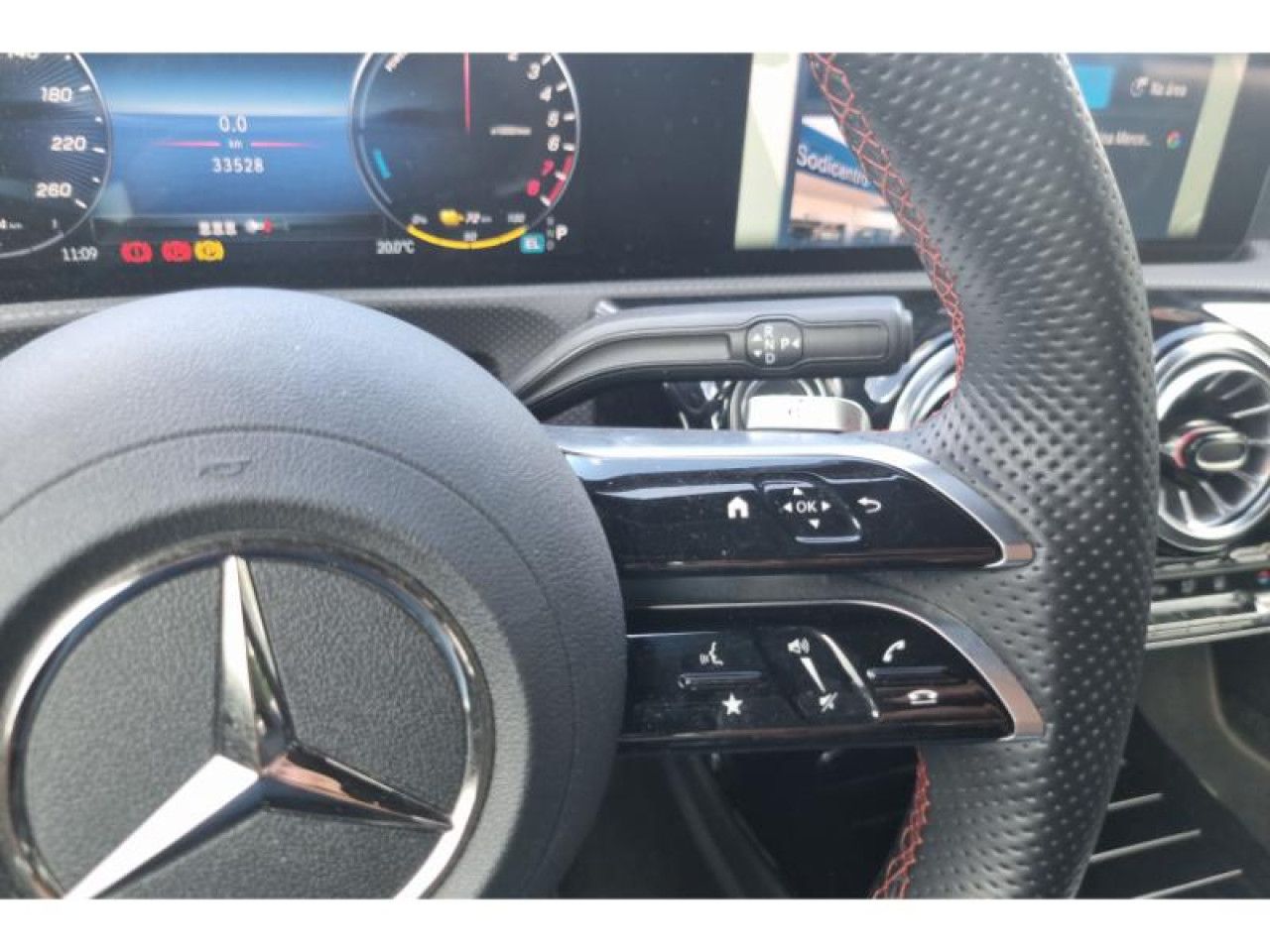 Imagem do veículo 14 / 19