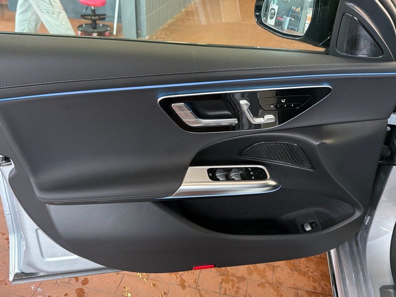 Mercedes-Benz E-Klasse – Bild 14