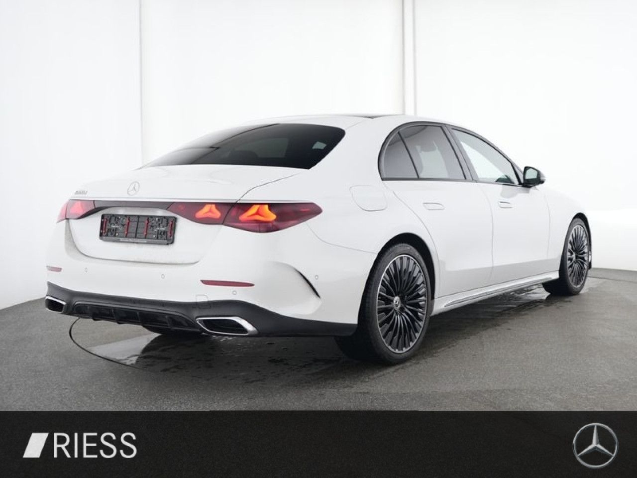Mercedes-Benz E-Klasse – Bild 2
