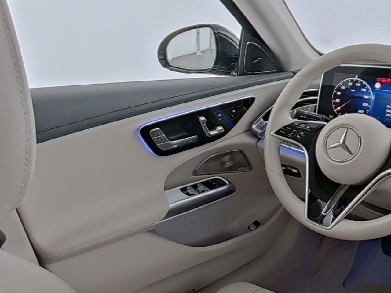 Mercedes-Benz E-Klasse – Bild 9