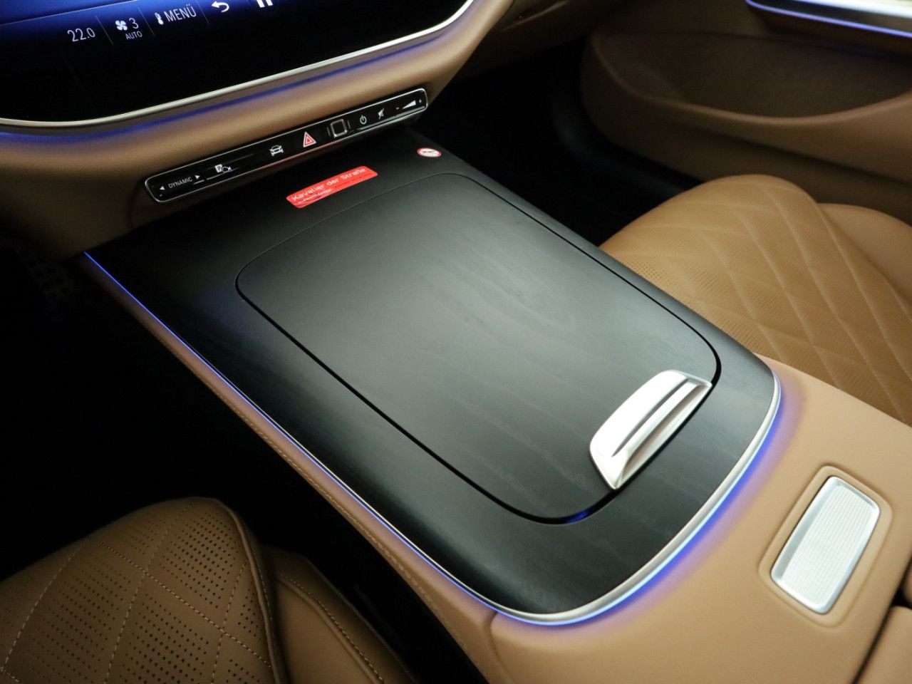 Mercedes-Benz E-Klasse – Bild 15