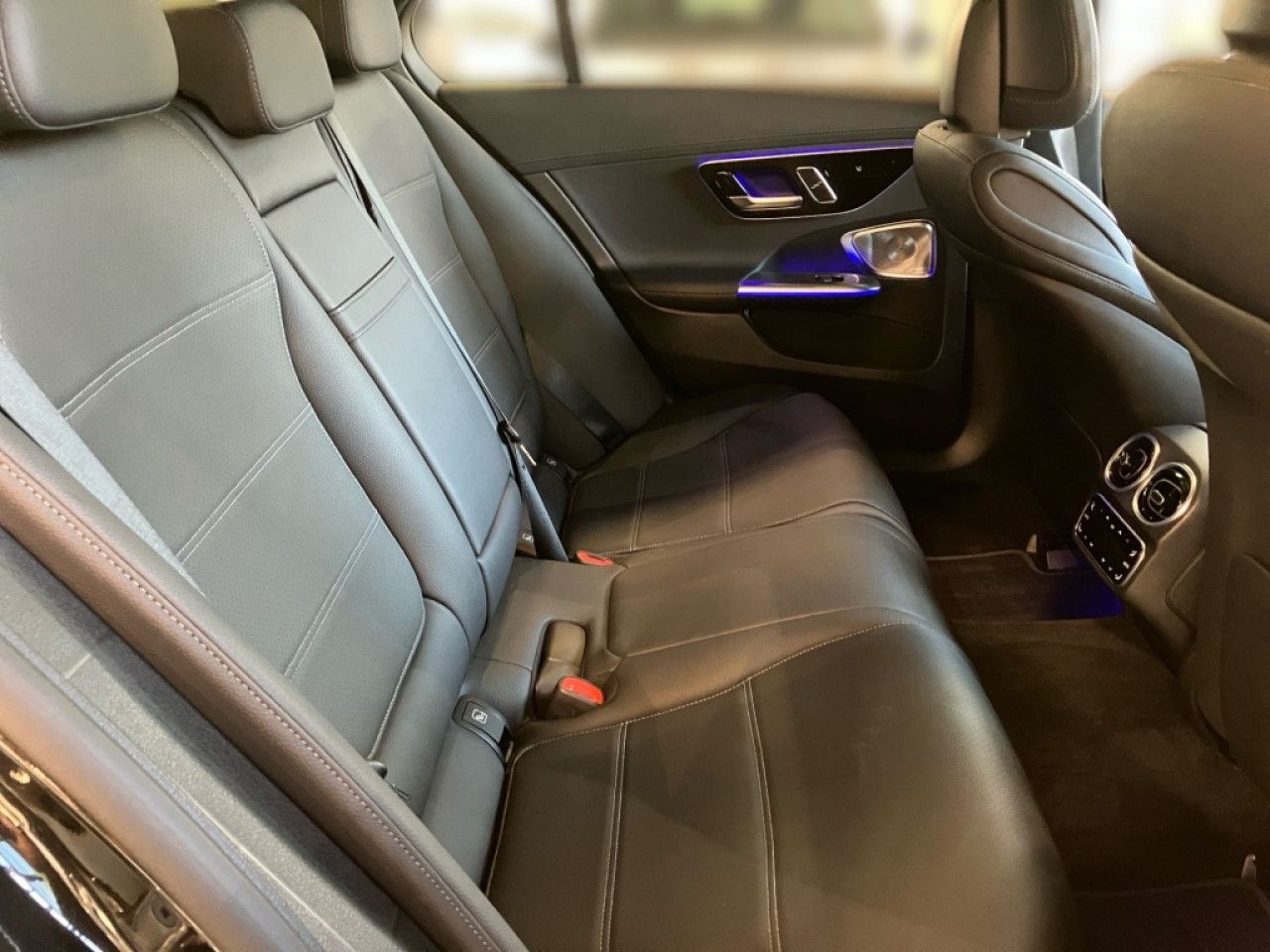 Mercedes-Benz C-Klasse – Bild 9