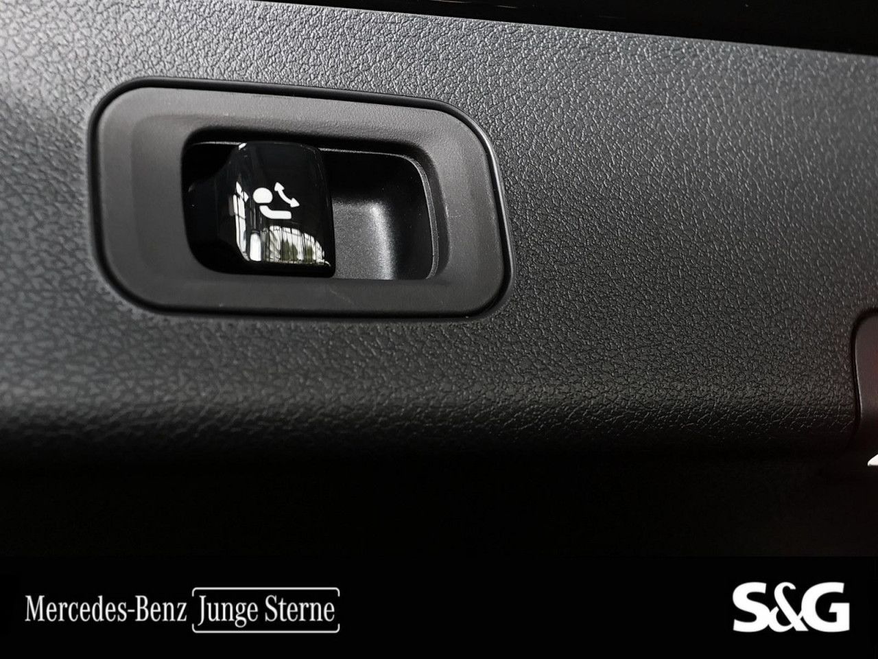 Mercedes-Benz E-Klasse – Bild 18