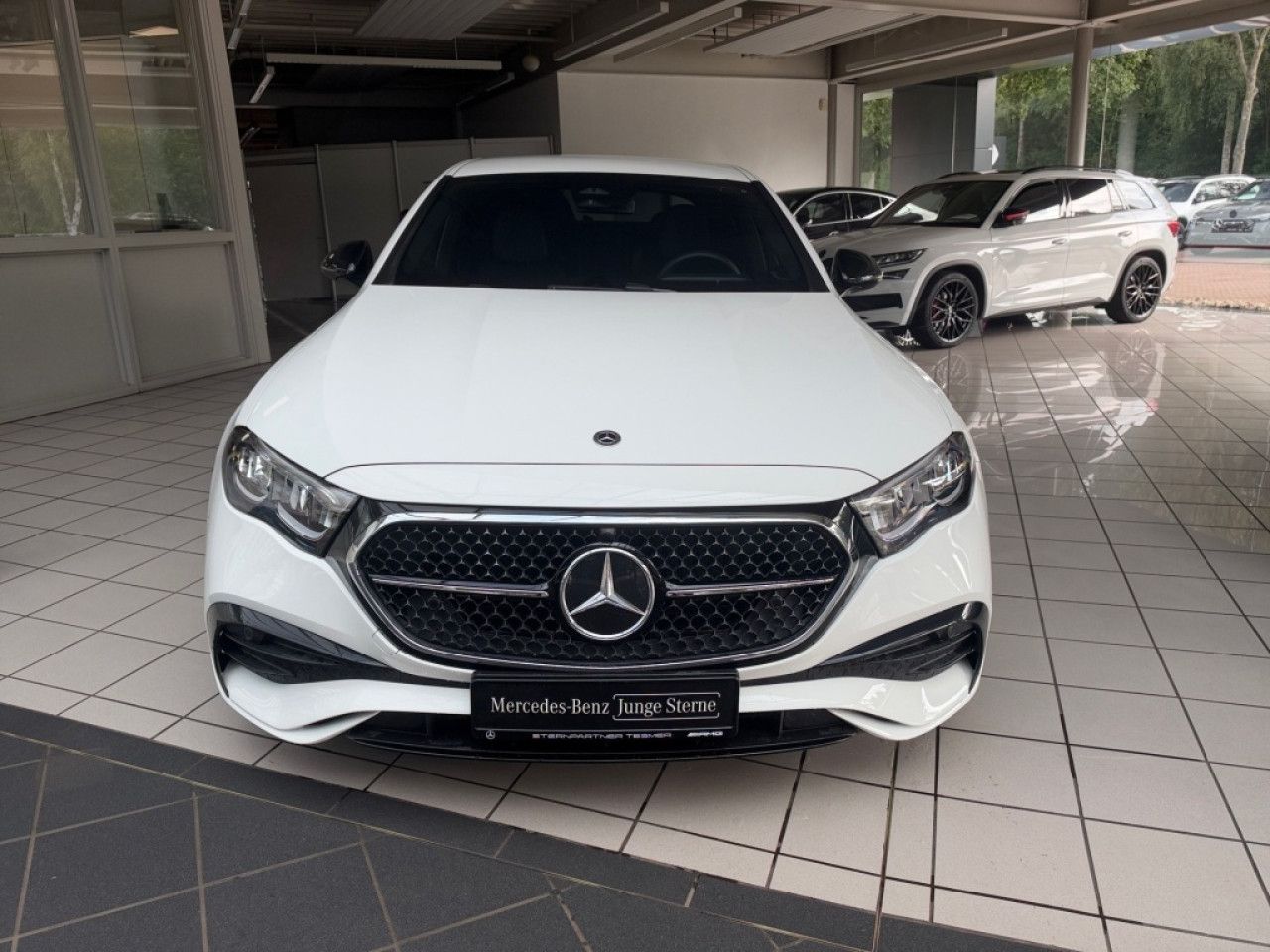 Mercedes-Benz E-Klasse – Bild 23