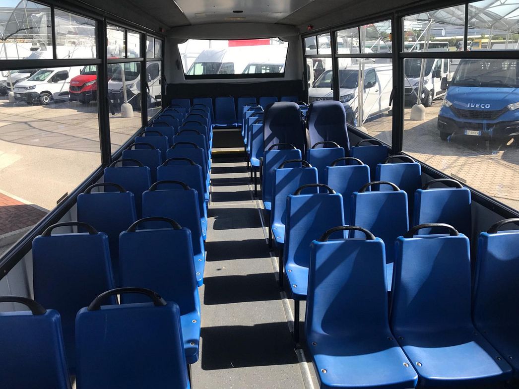 Mercedes-Benz | ATEGO SITCAR SCUOLABUS 54+3+1