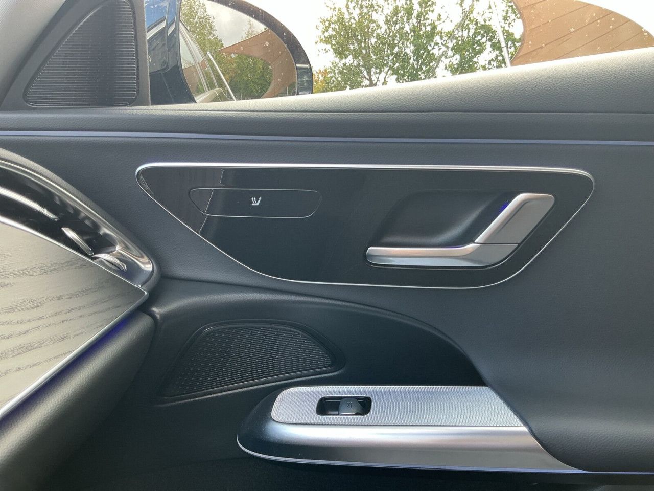 Mercedes-Benz E-Klasse – Bild 23