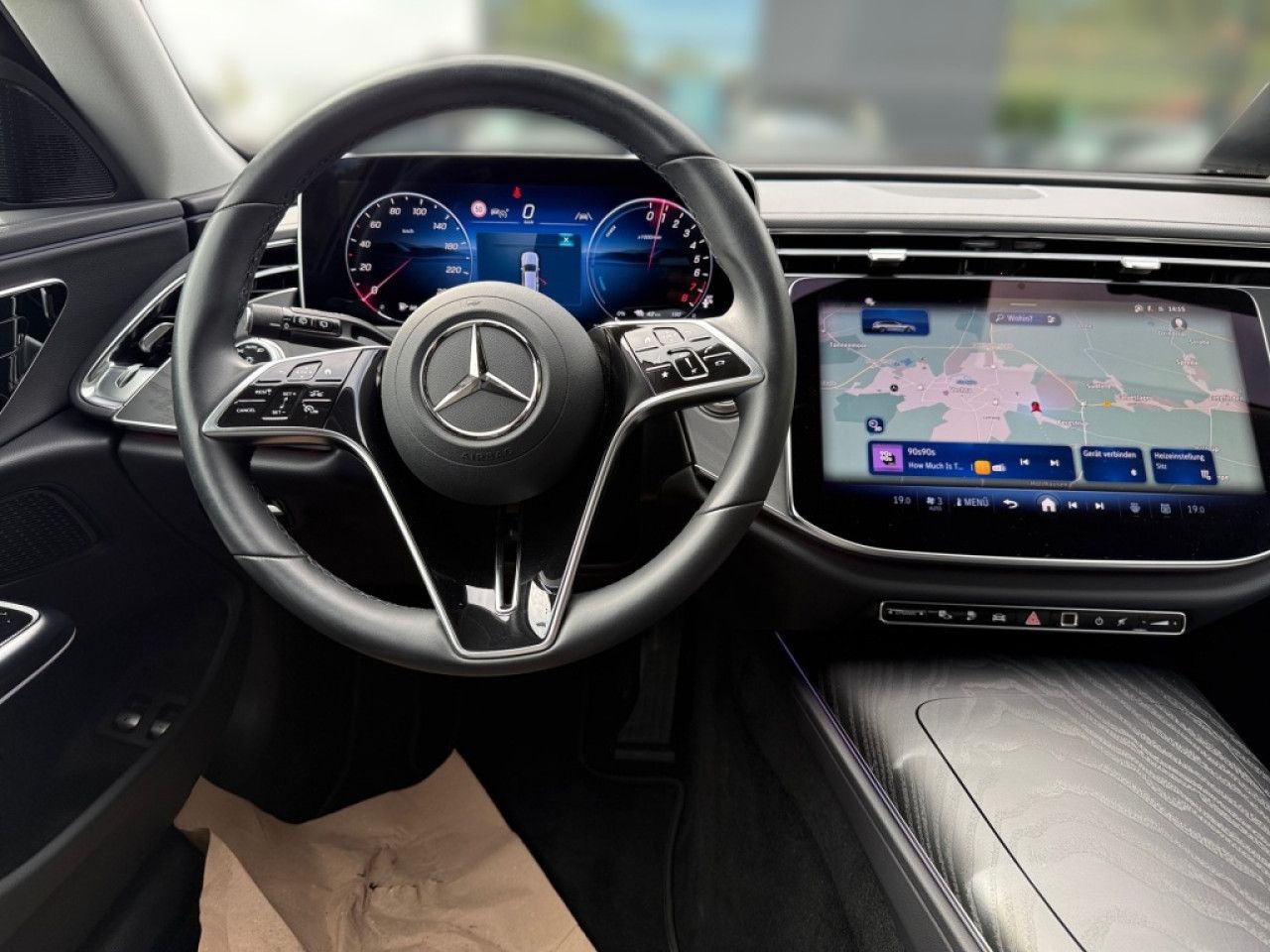 Mercedes-Benz E-Klasse – Bild 9