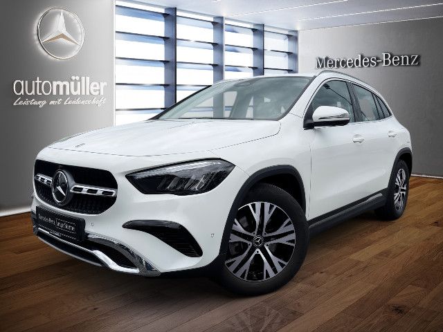Mercedes-Benz GLA 220
