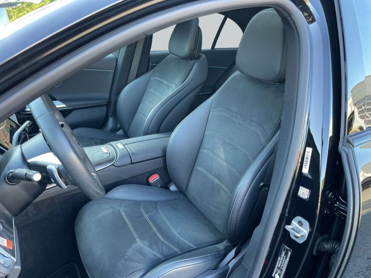 Mercedes-Benz E-Klasse – Bild 10