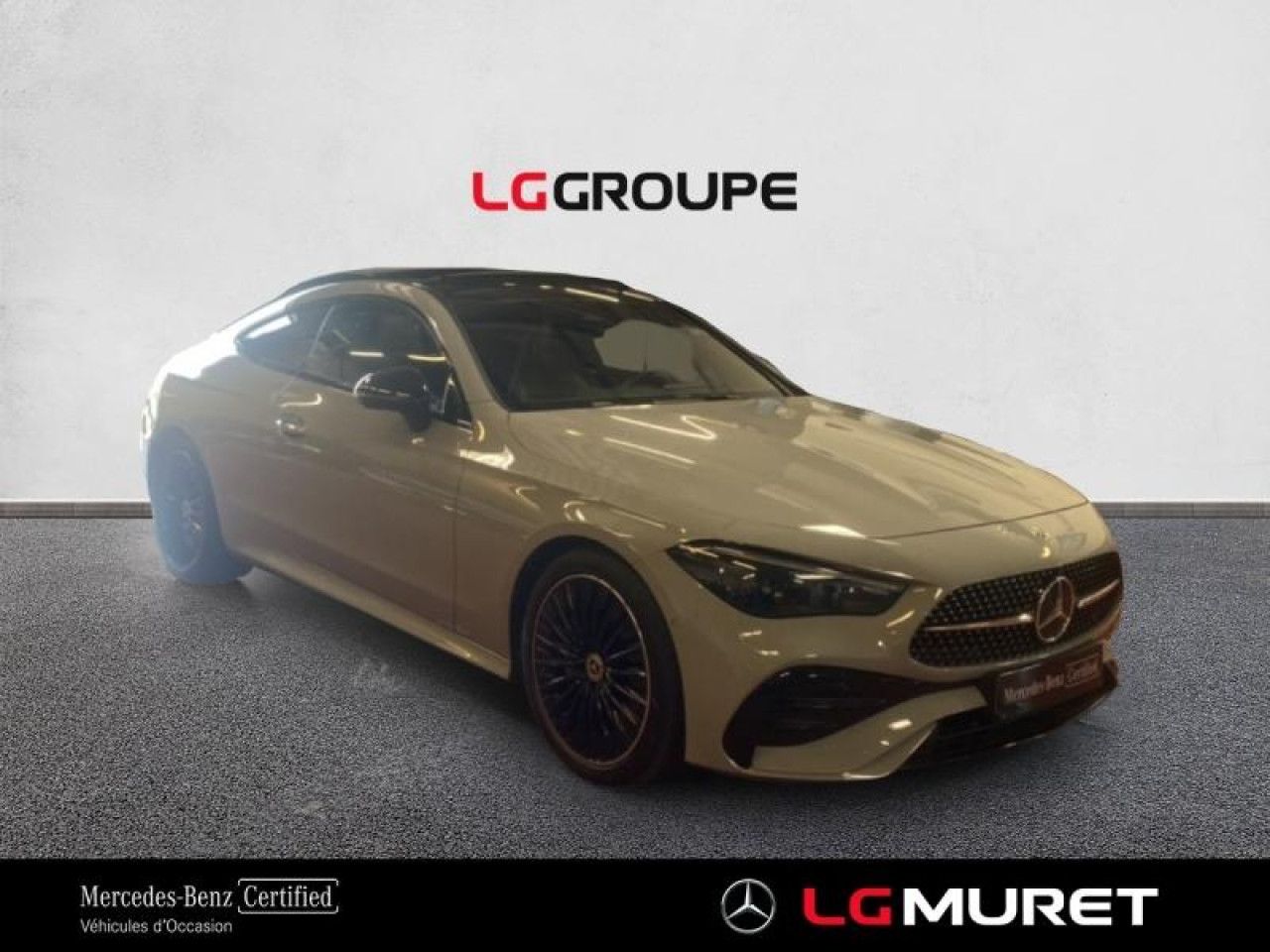 Photo du v&eacute;hicule 3 / 18