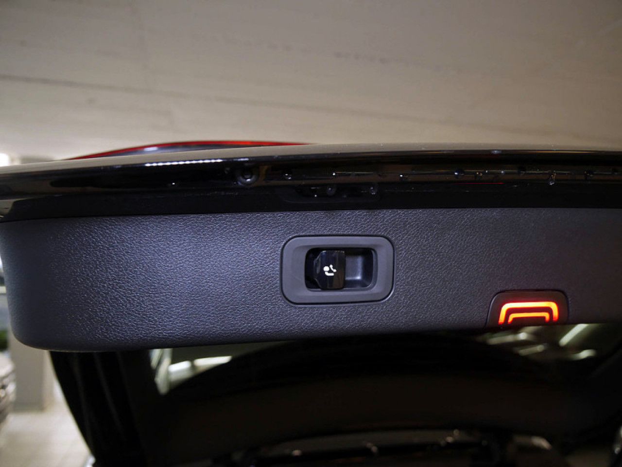 Mercedes-Benz E-Klasse – Bild 12