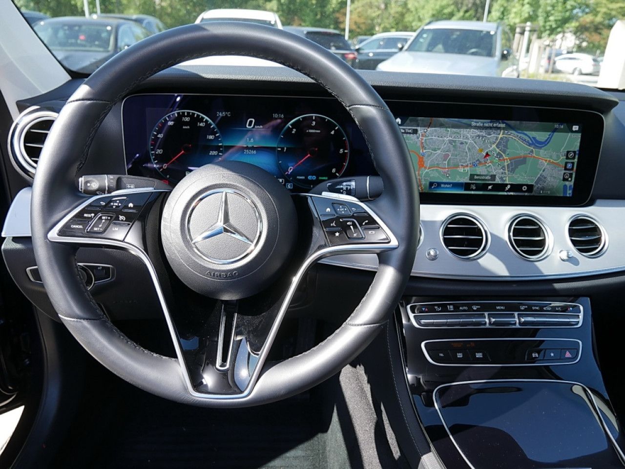 Mercedes-Benz E-Klasse – Bild 11