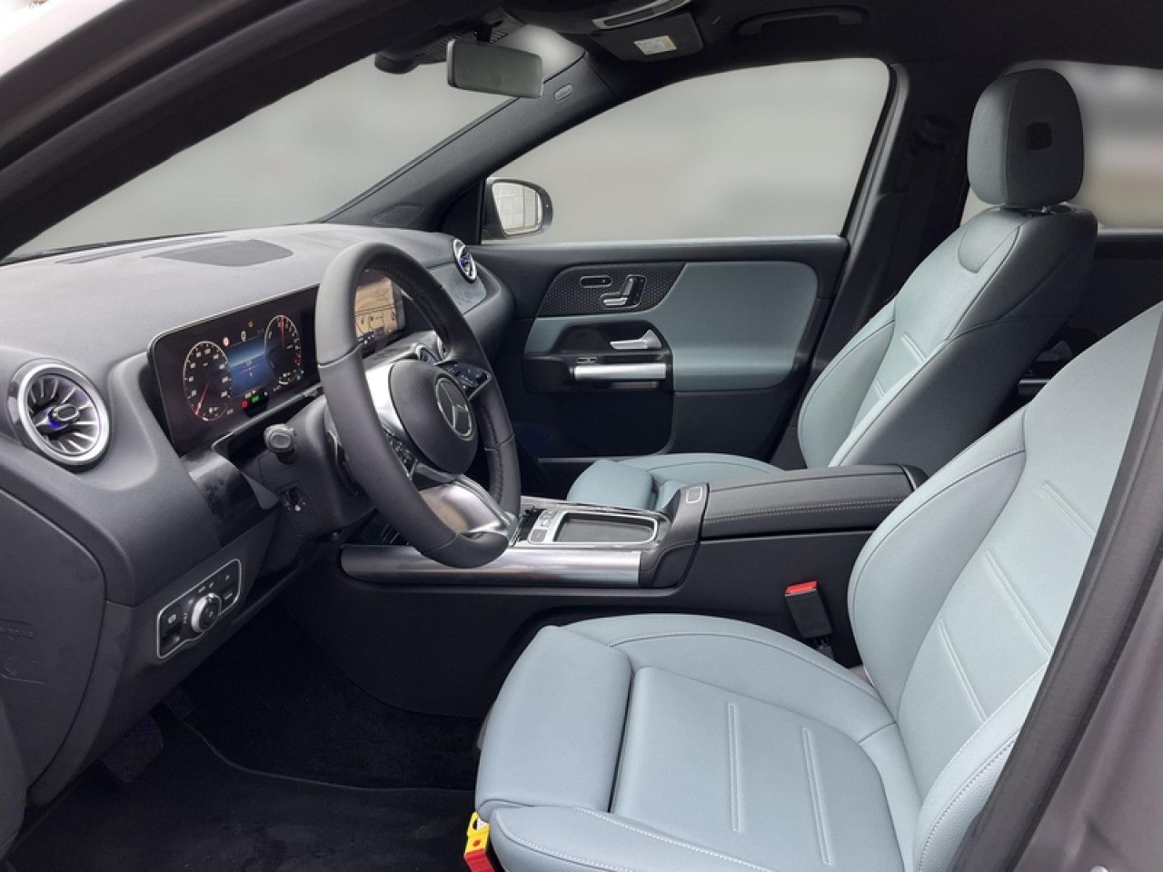 Zdjęcie pojazdu 12 / 18