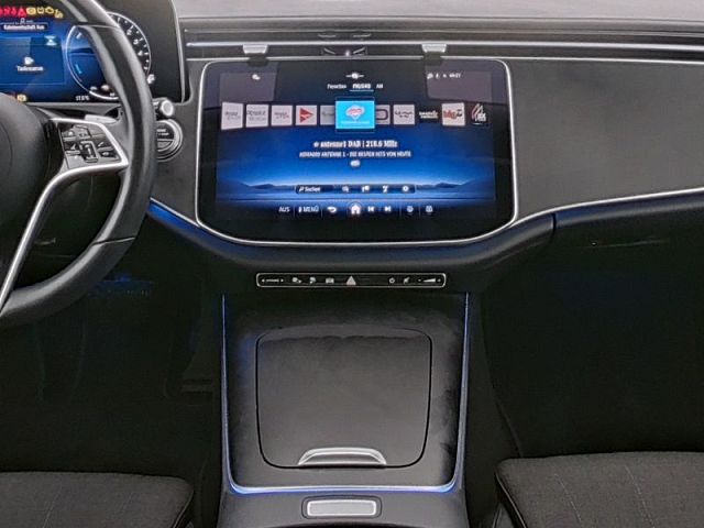 MERCEDES-BENZ Unknown Model 2024 — imagine 4