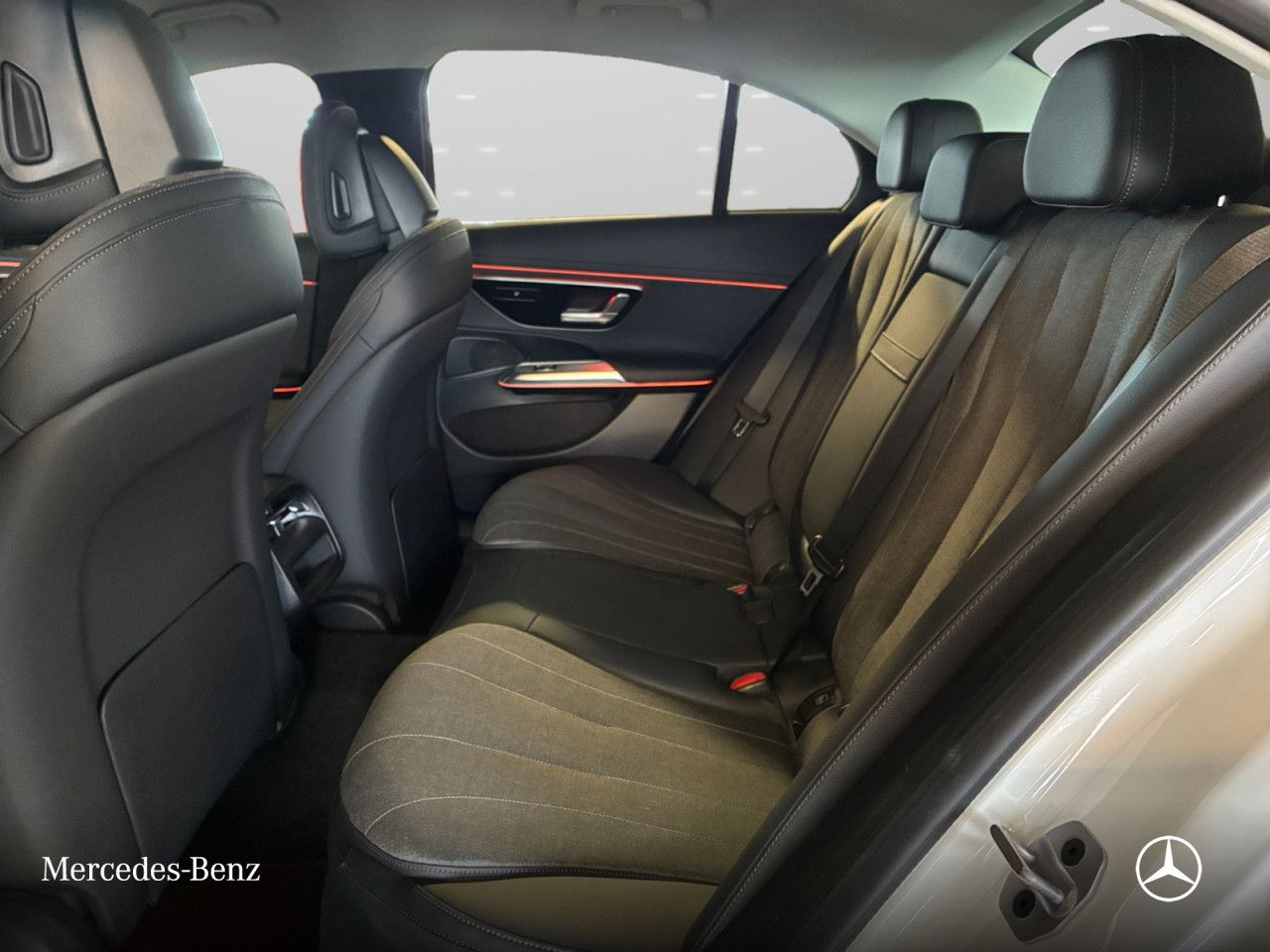 Mercedes-Benz E-Klasse – Bild 9