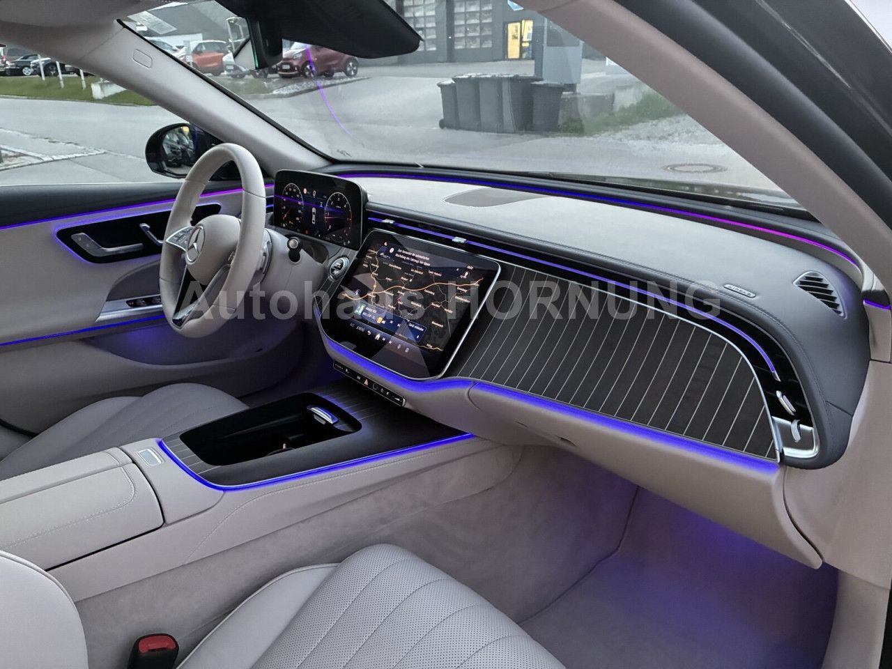 Mercedes-Benz E-Klasse – Bild 17