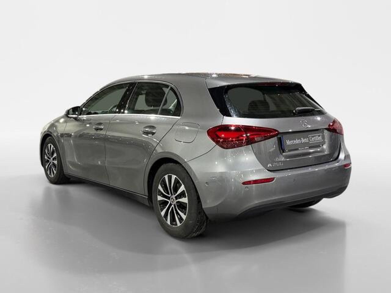 Imagem do veículo 2 / 15