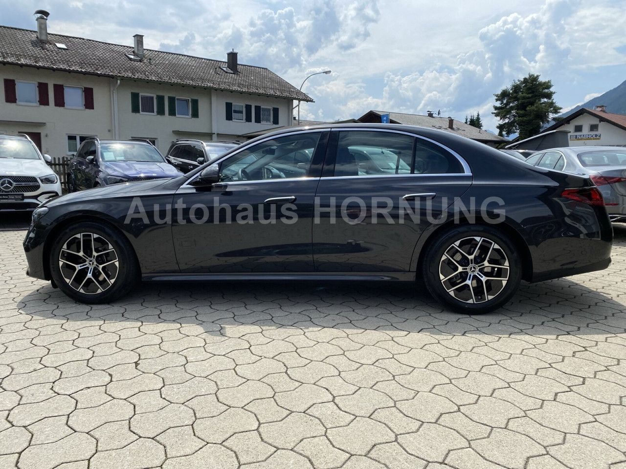 Mercedes-Benz E-Klasse – Bild 10