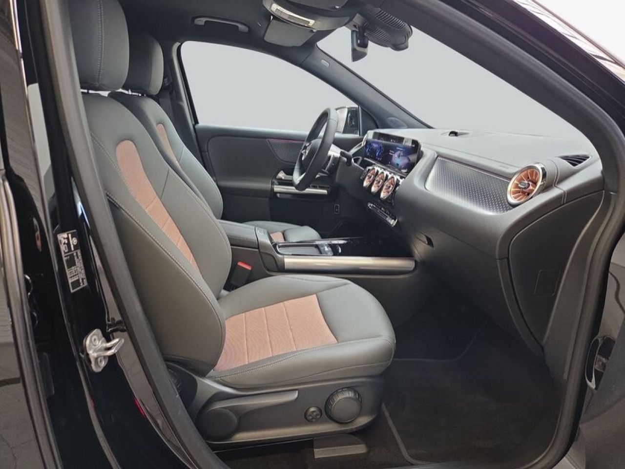 Mercedes-Benz EQA – Bild 13