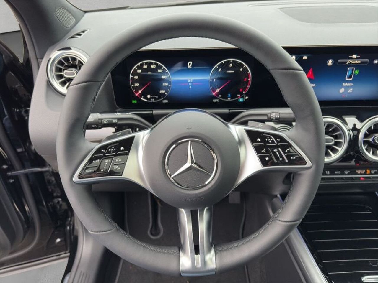 Mercedes-Benz GLA – Bild 11