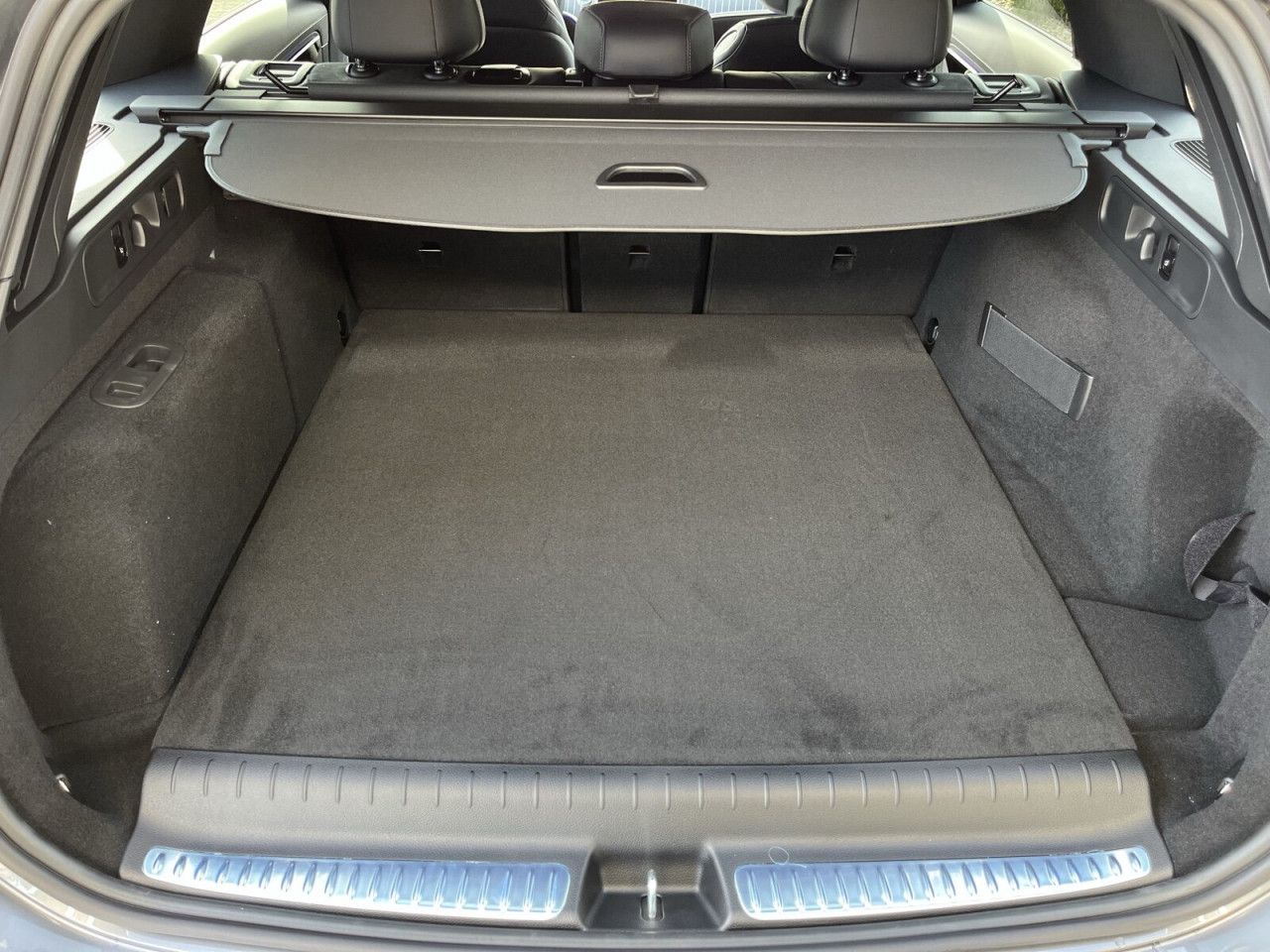 Mercedes-Benz C-Klasse – Bild 8