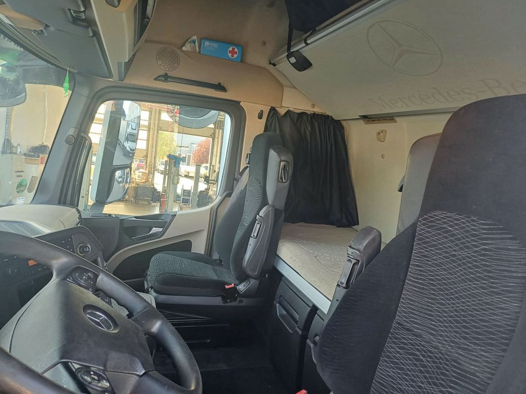Mercedes-Benz | Actros 18.45