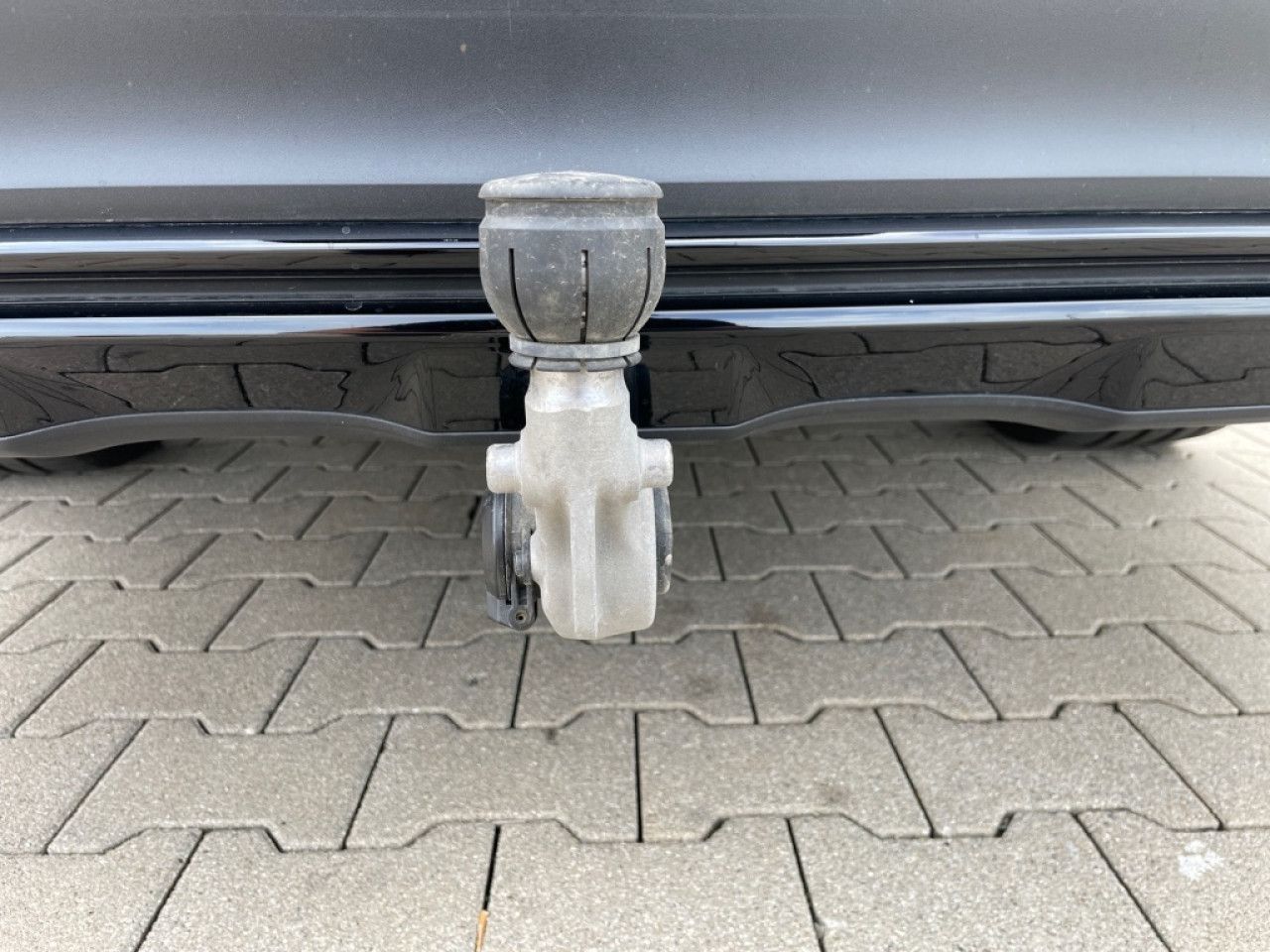 Mercedes-Benz E-Klasse – Bild 17