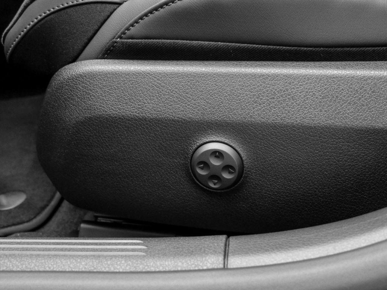 Mercedes-Benz C-Klasse – Bild 16